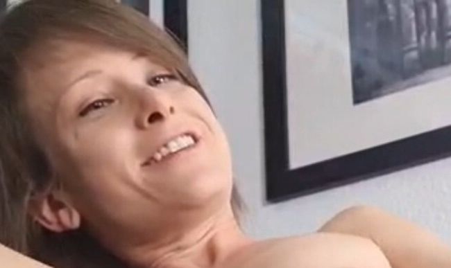 AliceKinkycat's Porno Video: Endlich mein Glasplug Ziel erreicht im Livestream