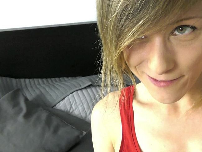 AliceKinkycat Porno Video: Latexhandschuhe - Userwunschvideo