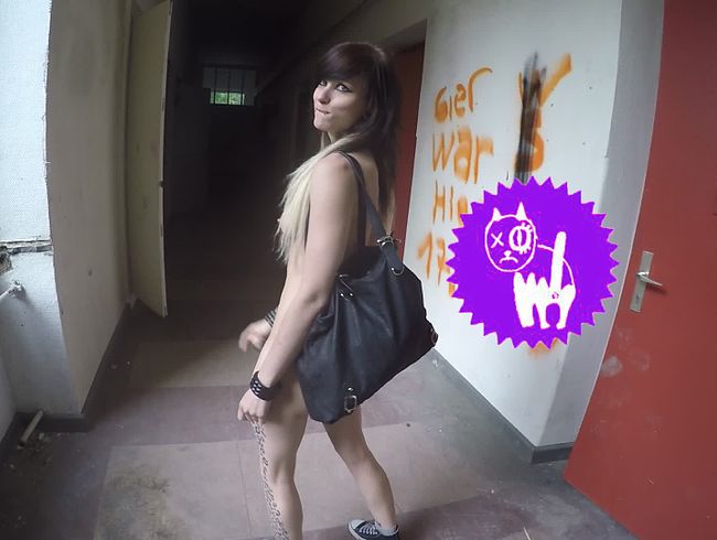 AliceKinkycat Porno Video: Nacktmars** im verlassenen Krankenhaus