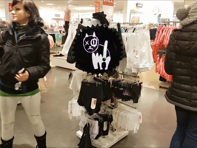 AliceKinkycat Porno Video: Shopping bl*w